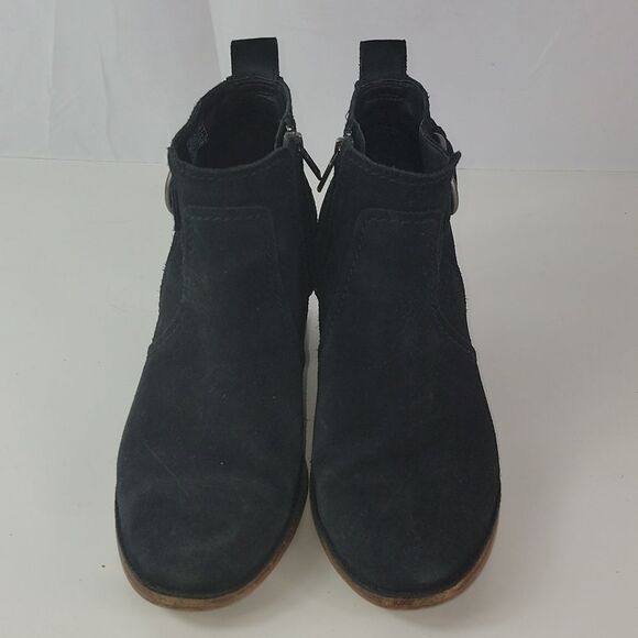 UGG Leahy Black Suede Leather Ankle Boot - Picture 9 of 15